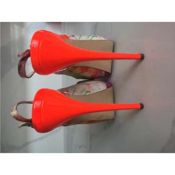 Aldo Platform Sandals sz 9 perfect condition - Picture 6 of 6